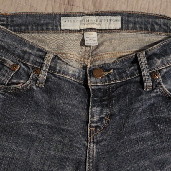 Abercrombie & Fitch length short - Picture 3 of 4